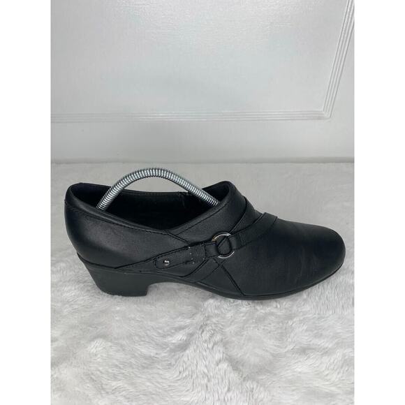 Clarks Womens Black Leather Slip-On Shoes With Buckle Detail Size 11M - Picture 5 of 8